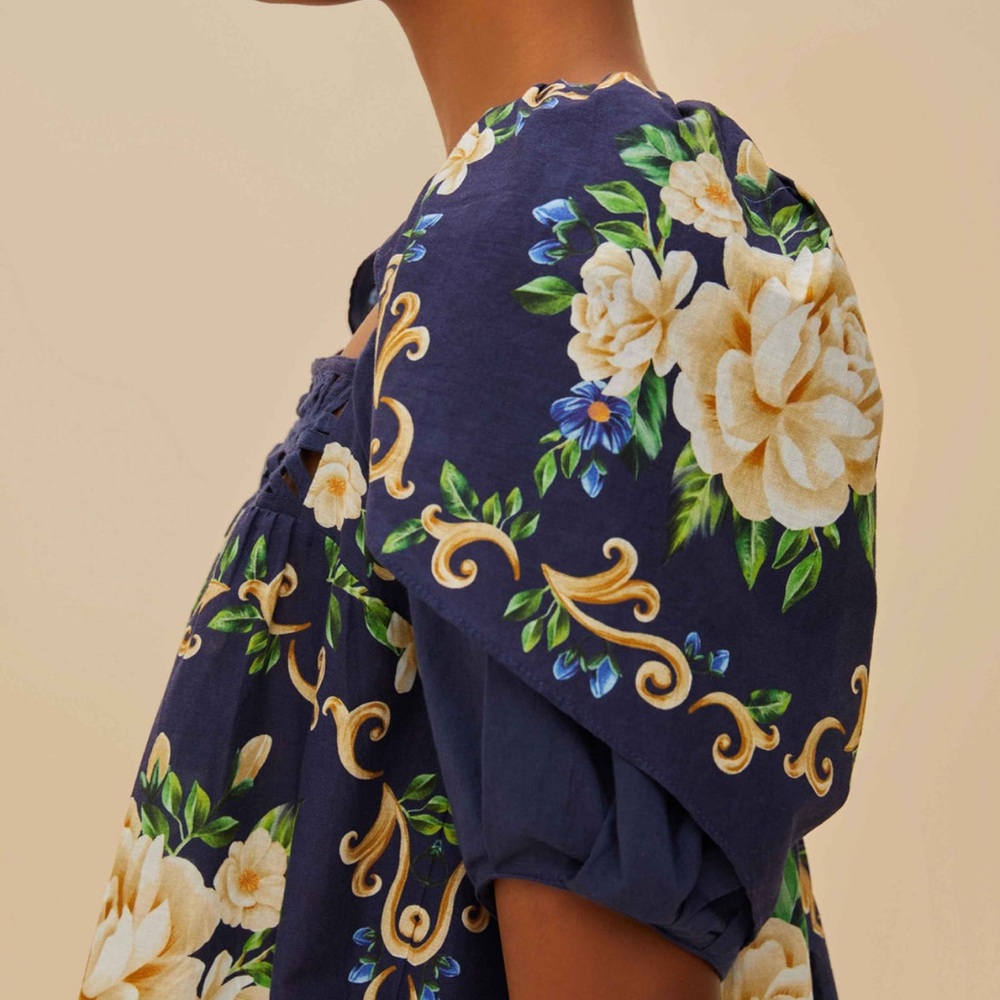 Farm Rio: Blue Flower Tapestry Yoke Blouse - Picture 3 of 6